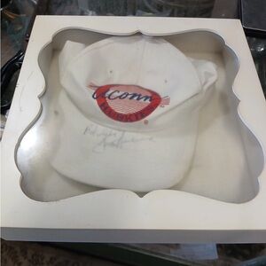 Geno Auriemma Autographed Hat UCONN Huskies Basketball In Display Case